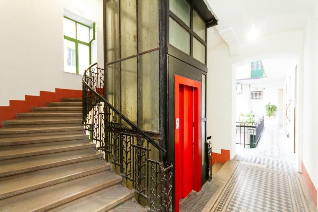 Apartment Dreamscape On Margit Boulevard By Nw